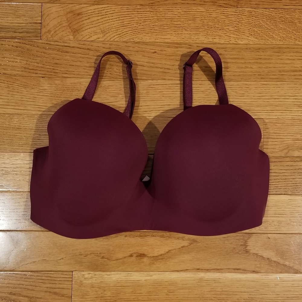 T-shirt lightly lined wireless bra 38DD